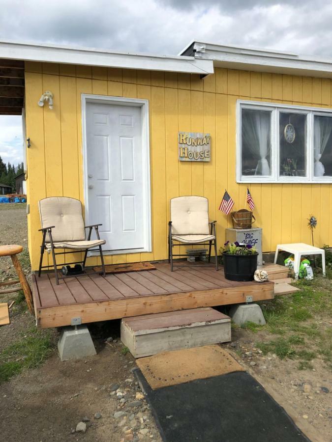The Runway House Bed and Breakfast Cantwell Esterno foto
