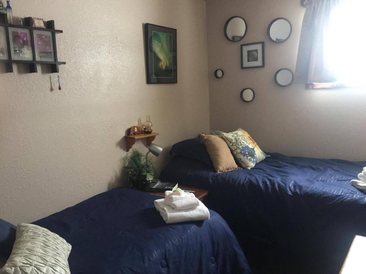 The Runway House Bed and Breakfast Cantwell Esterno foto